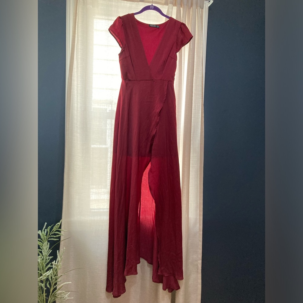 Nasty Gal: False Move Satin Dress (US) size 6 Burgundy